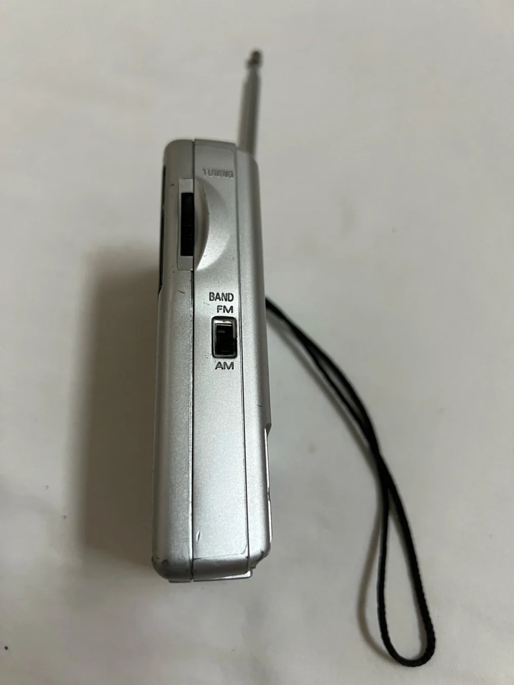 Sony Radio Transistor Pocket FM/AM Receiver Silver ICF-S10MK2 WORKING 2 AA